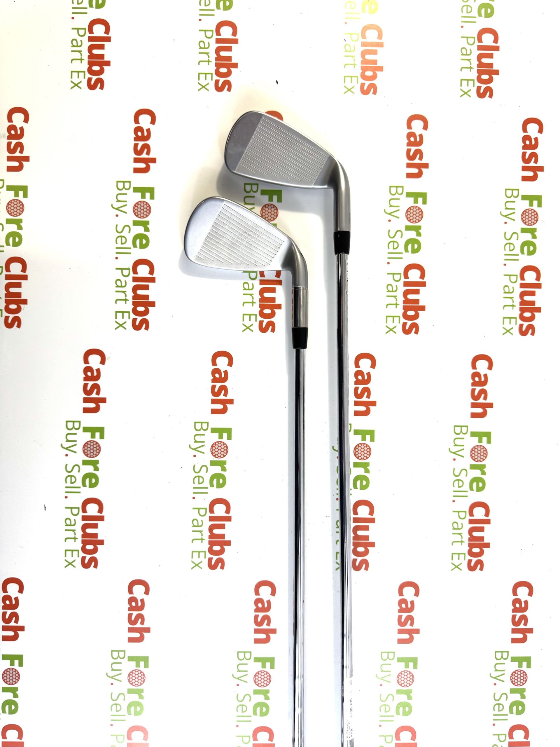 Cleveland Launcher UHX 4 iron & 7 iron - Image 3