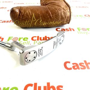 Scotty Cameron NEWPORT BUTTON BACK