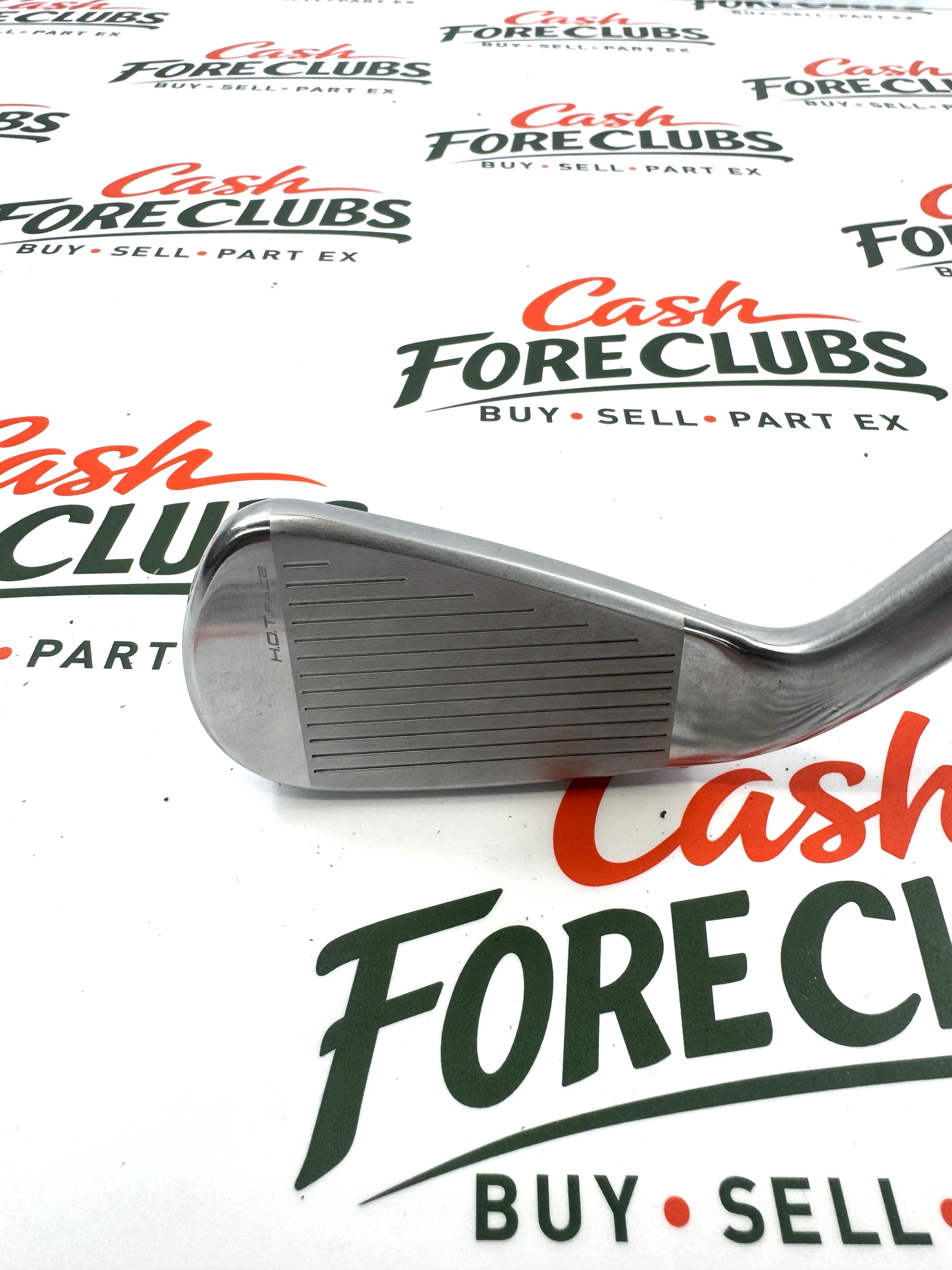 Cobra KING TECUTILITY 2 IRON XSTIFF - Image 2