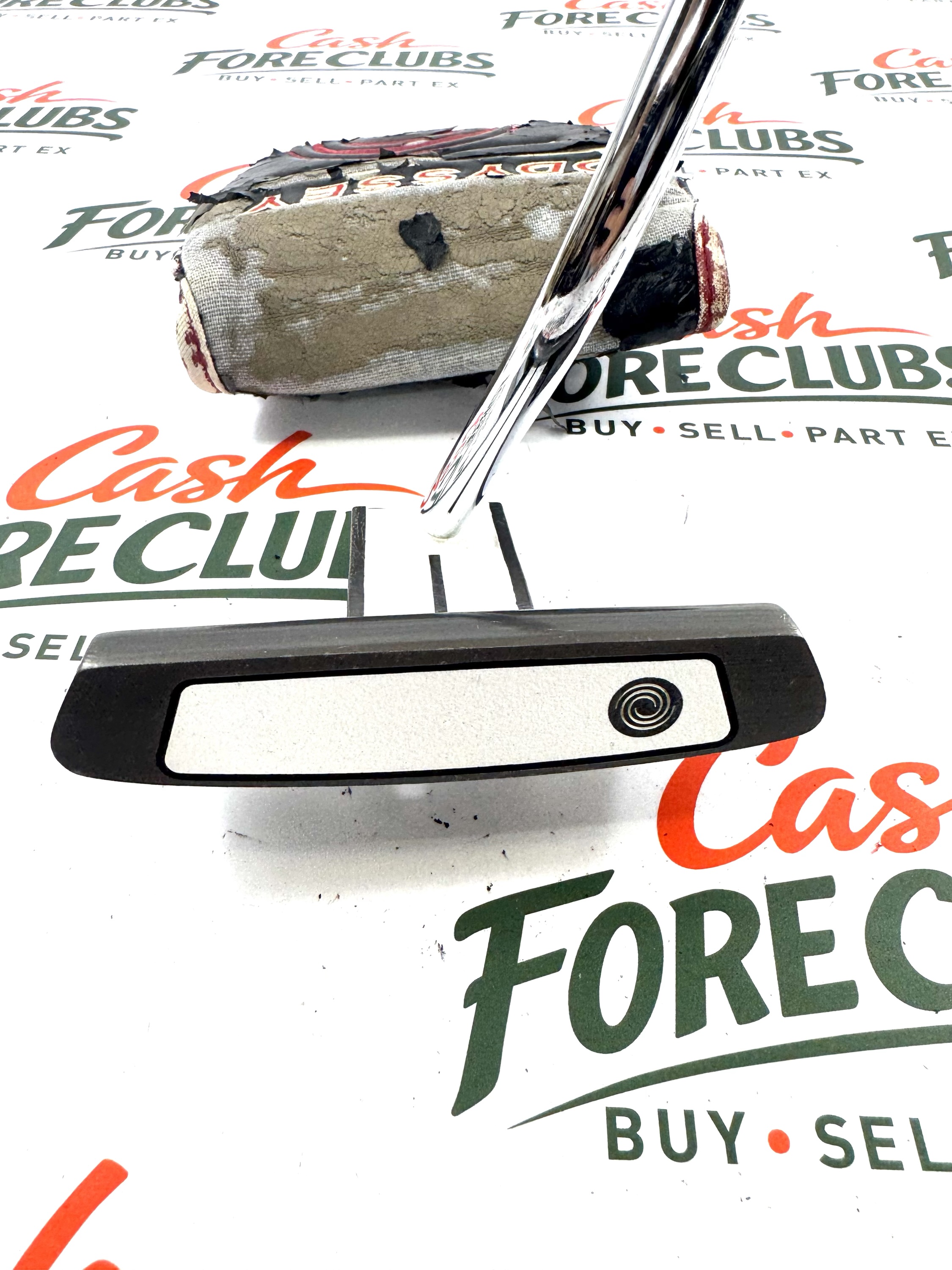 Odyssey BACKSTRIKE BLADE PUTTER - Image 2