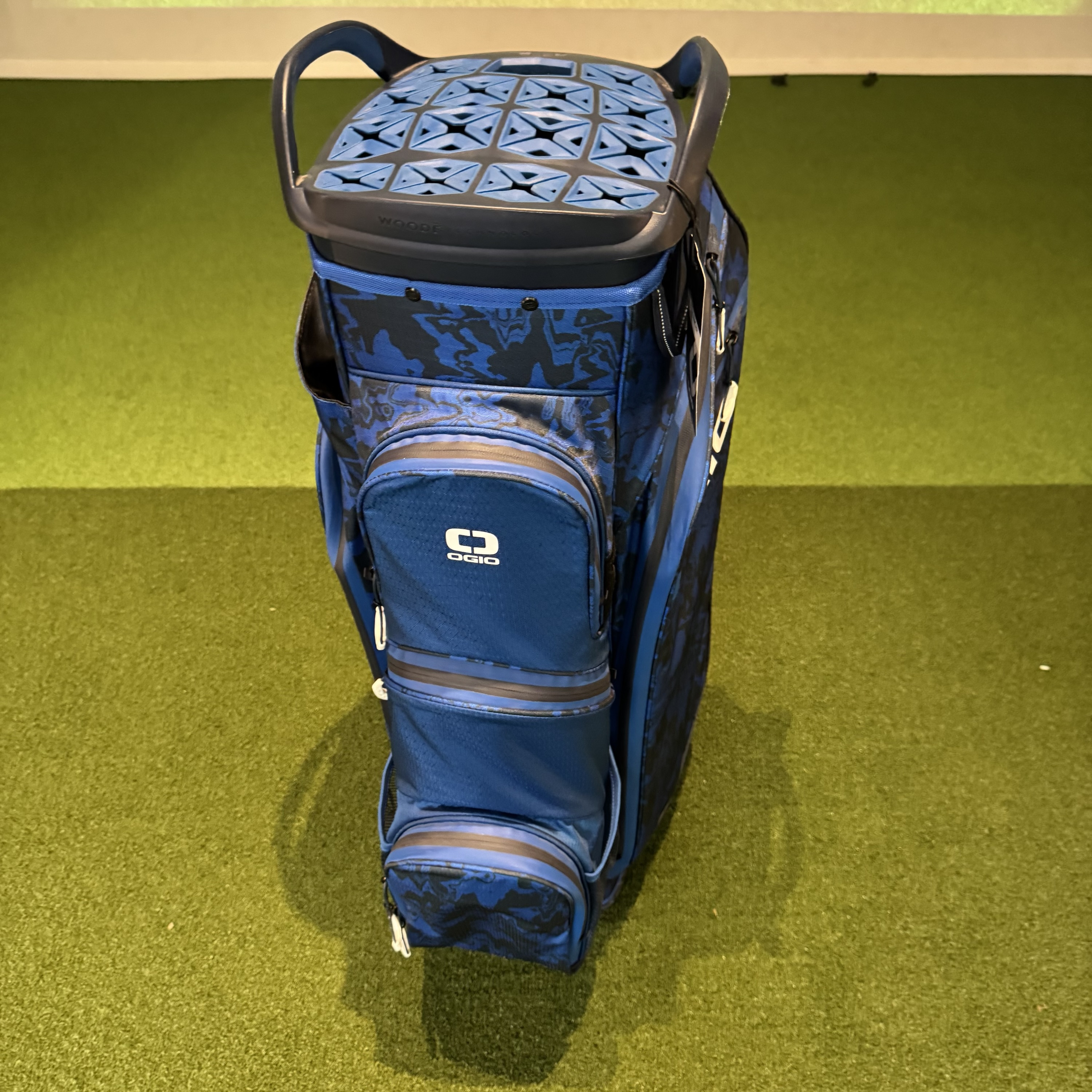 OGIO BLUE CAMO SILENCER CART BAG - Image 2